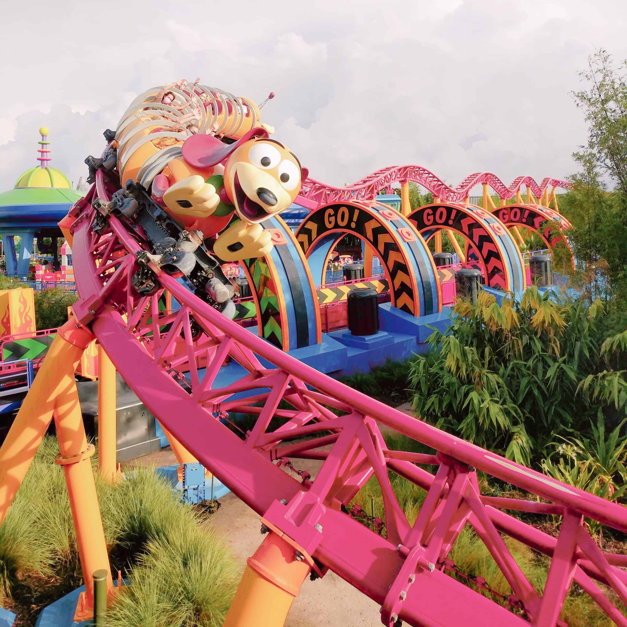 slinky dog slinky dog dash ride with masks