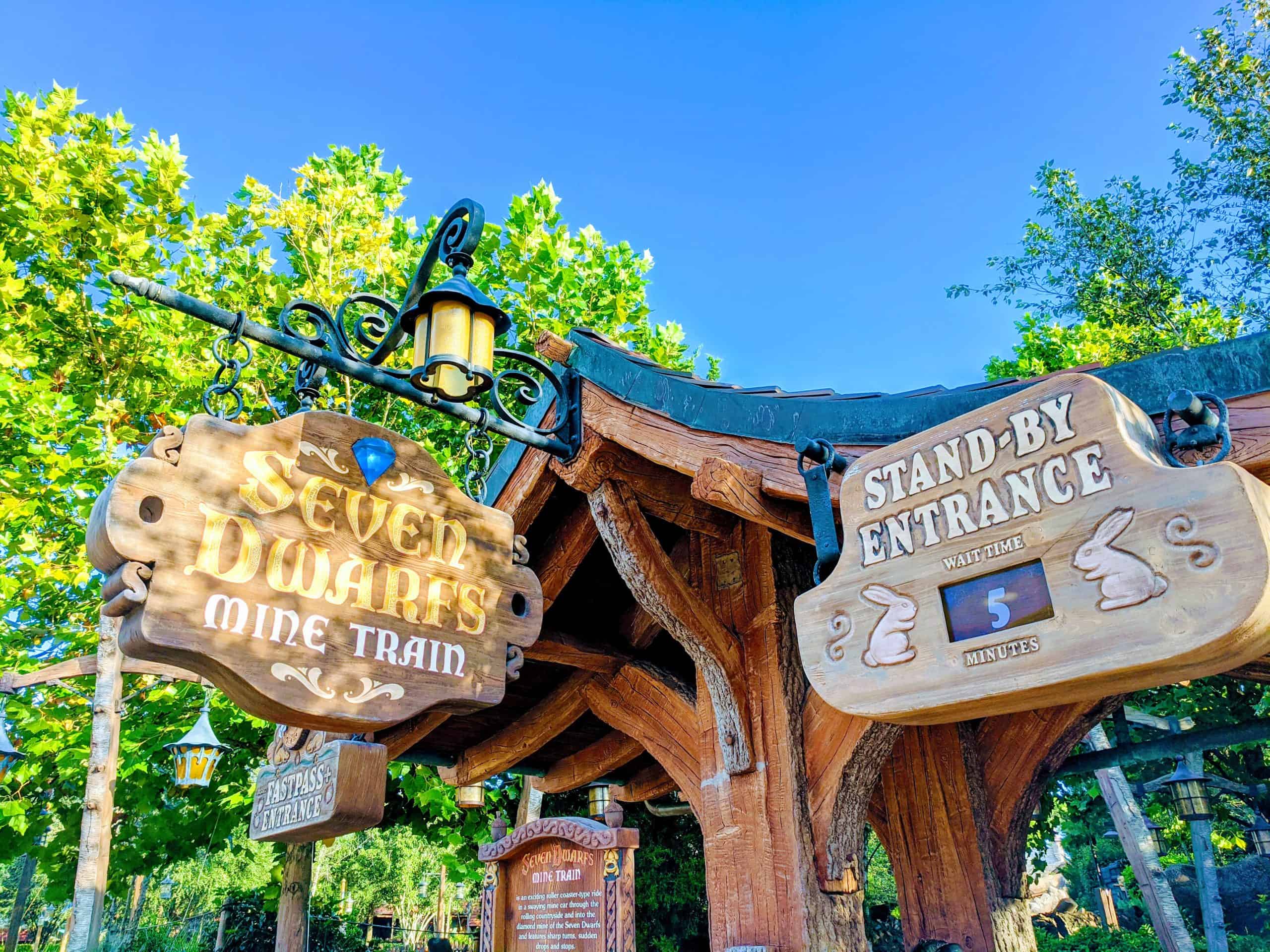 Seven Dwarfs Mine Train with posted 5 minute stand-by wait
