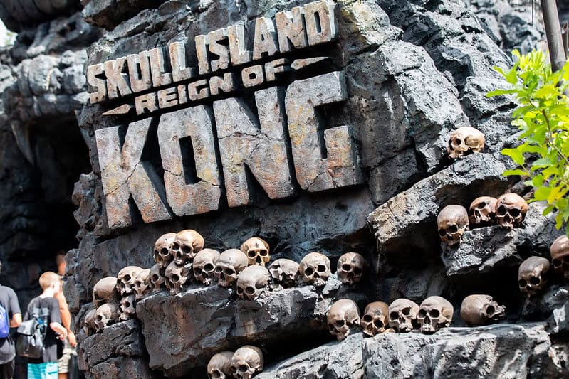 Queue entrance with skulls for Reign of Kong at Universal Studios